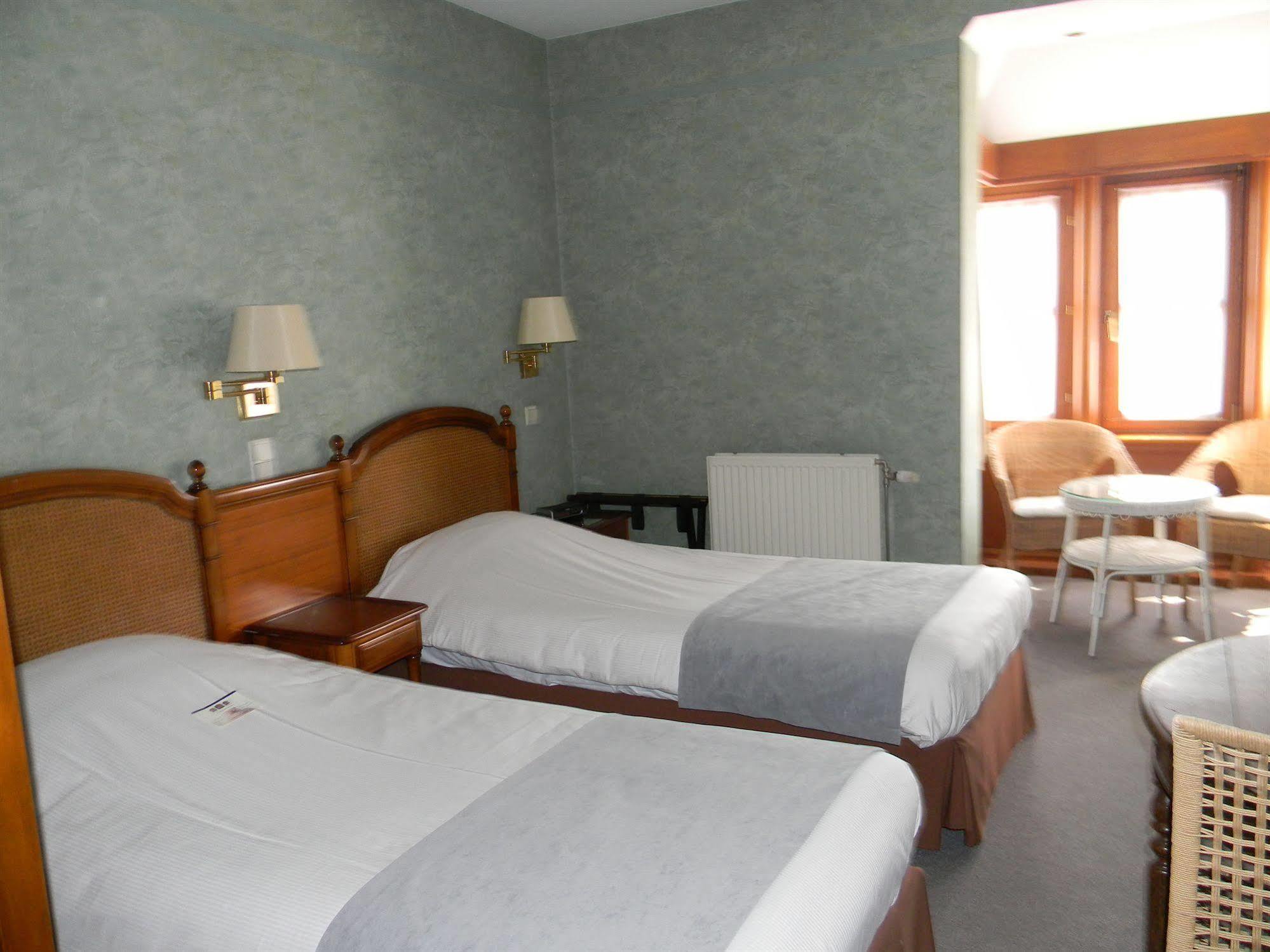 Hotel Du Roy Буйон Екстер'єр фото